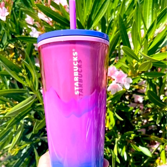 💜💗Starbucks New Summer ombre Venti tumbler cup💙 - Picture 2 of 2